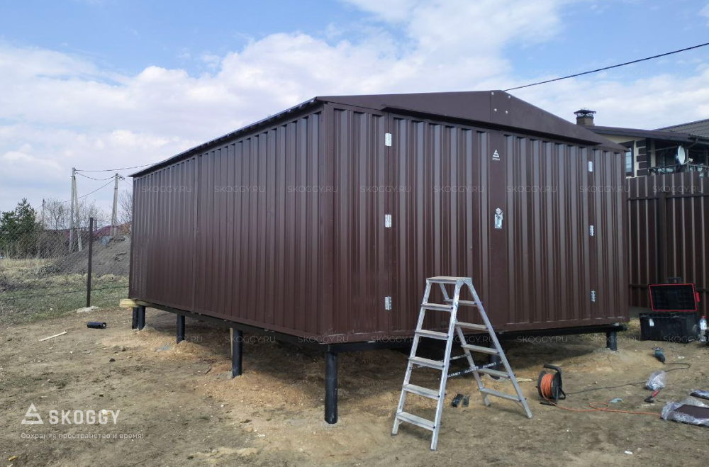 Хозблок 3 на 4 на сваях